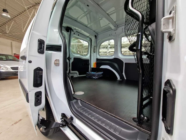2013 renault kangoo z.e. volledig elektrisch slechts 47786km! - afbeelding 15 van  23