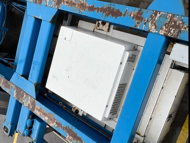 2013 renders polyvalent containerchassis - carrier koelmotor - afbeelding 3 van  12