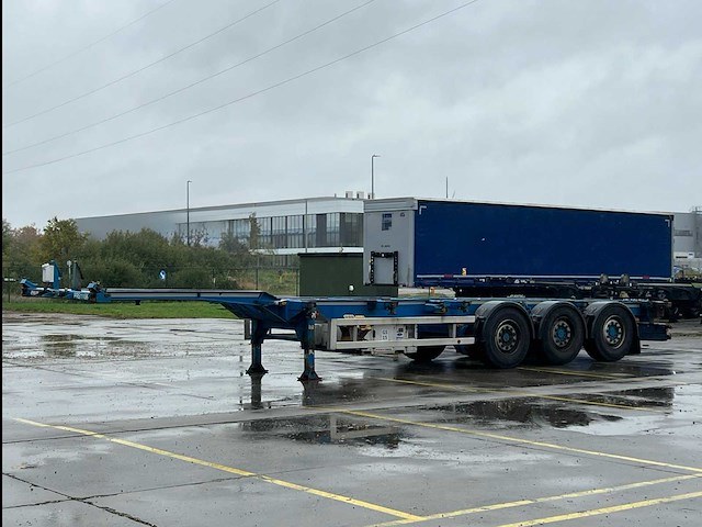 2013 renders polyvalent containerchassis - carrier koelmotor - afbeelding 7 van  12