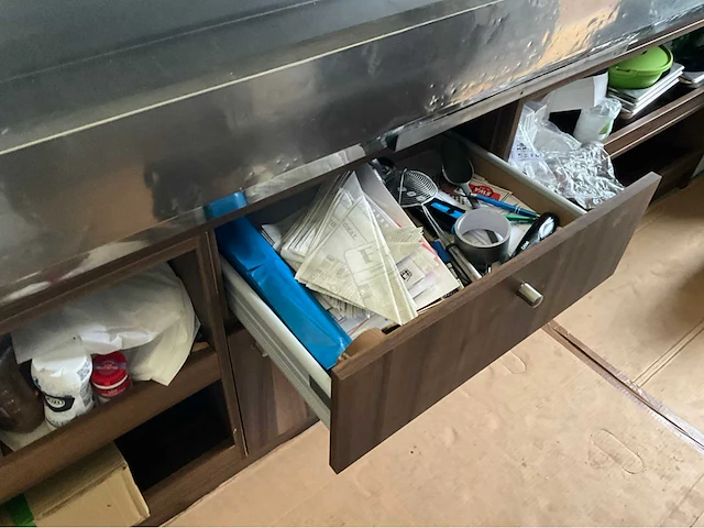 2013 sallas foodtrailer / mobiele snackwagen / frietkraam - afbeelding 43 van  64