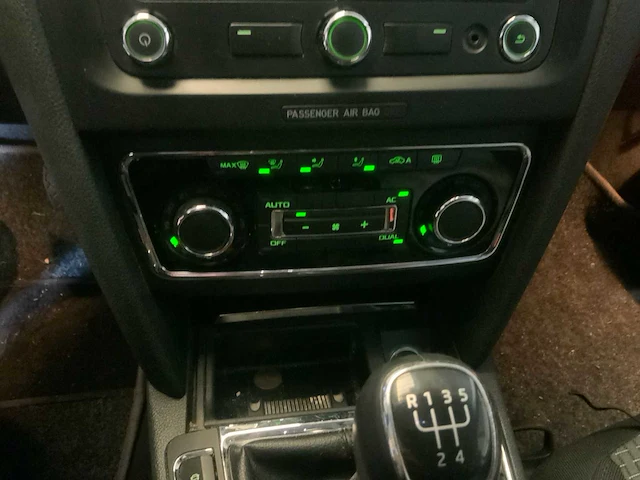 2013 skoda superb break personenauto - afbeelding 7 van  27