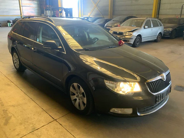 2013 skoda superb break personenauto - afbeelding 21 van  27