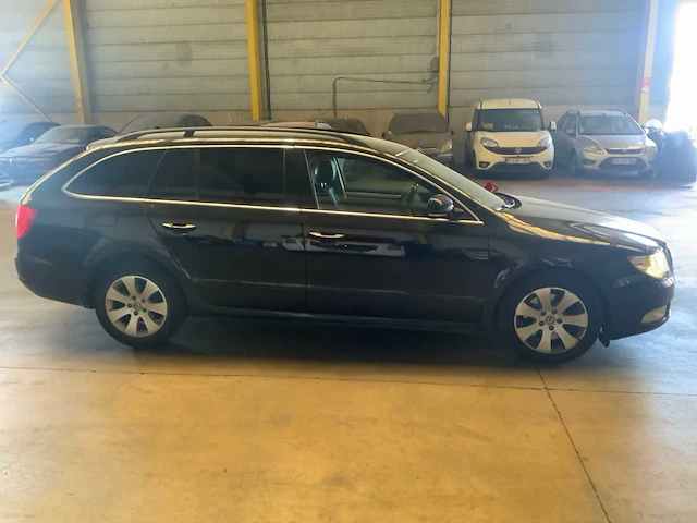 2013 skoda superb break personenauto - afbeelding 22 van  27