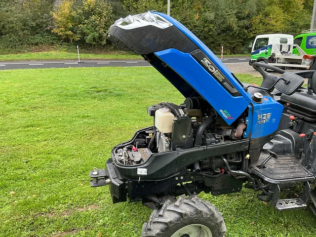 2013 sonalika t2a 4wd landbouwtractor - afbeelding 16 van  38
