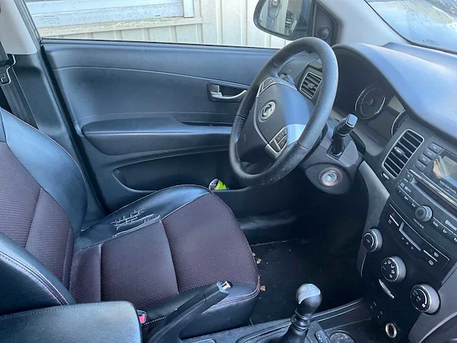 2013 ssangyong korando - afbeelding 13 van  27
