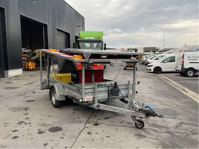 2013 stuer-egghe lp22eg ledb nissen gr signalisatie aanhangwagen - afbeelding 20 van  25