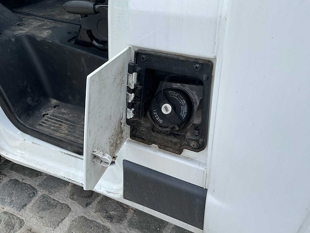 2013 theault f3si first paardenvervoer - afbeelding 16 van  31