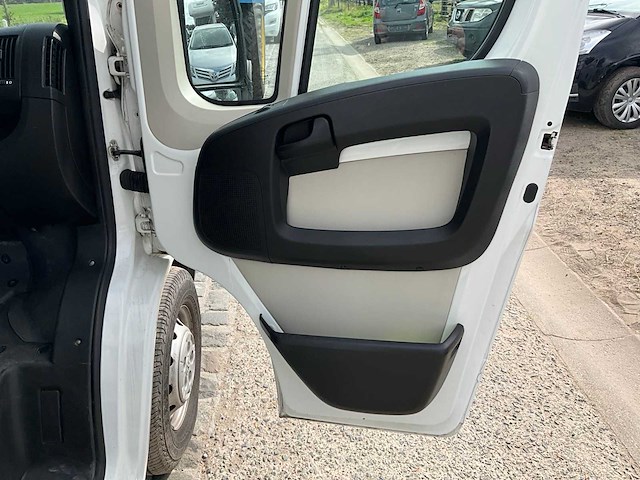 2013 theault f3si first paardenvervoer - afbeelding 19 van  31