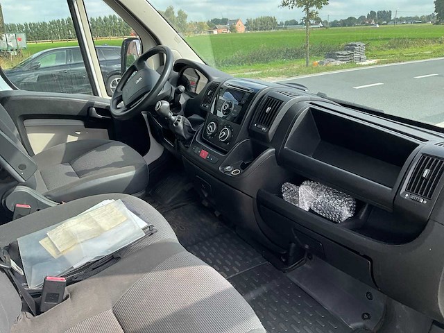 2013 theault f3si first paardenvervoer - afbeelding 20 van  31