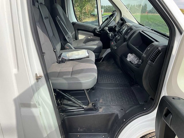 2013 theault f3si first paardenvervoer - afbeelding 21 van  31