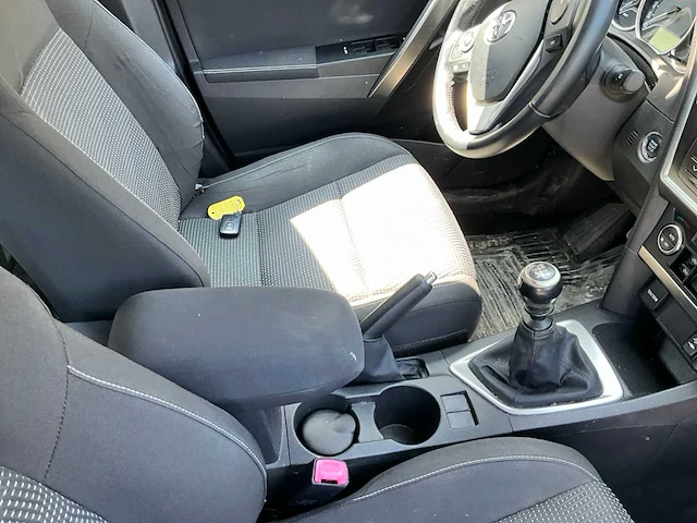 2013 toyota auris - afbeelding 18 van  32