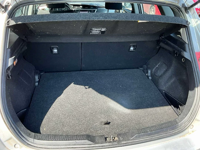 2013 toyota auris - afbeelding 19 van  32