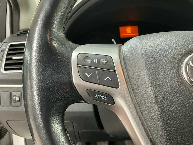2013 toyota avensis - afbeelding 2 van  26