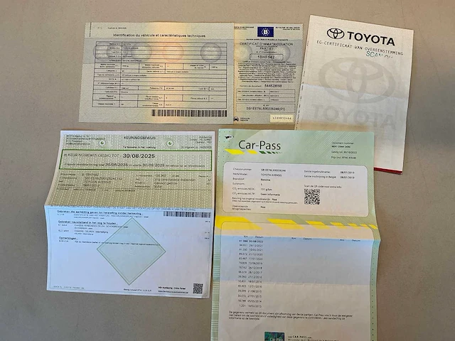 2013 toyota avensis - afbeelding 19 van  26