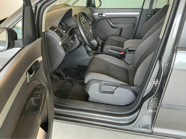 2013 volkswagen touran personenauto - afbeelding 13 van  44