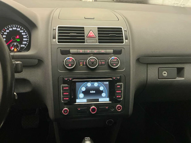 2013 volkswagen touran personenauto - afbeelding 15 van  22