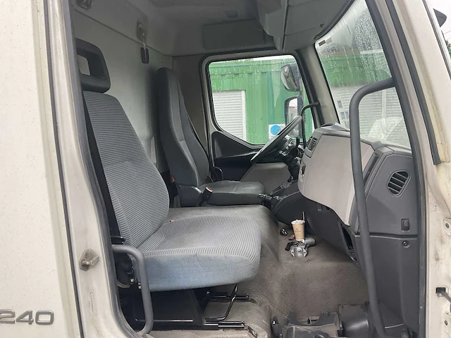 2013 volvo flb2c frigovrachtwagen - afbeelding 18 van  43