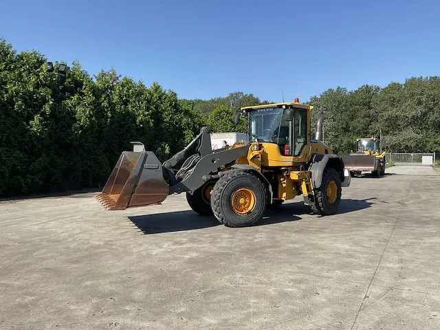 2013 volvo l90g wiellader - afbeelding 1 van  49