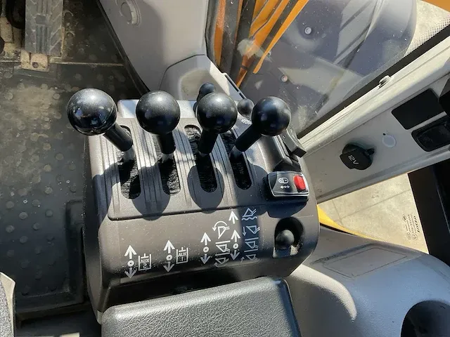 2013 volvo l90g wiellader - afbeelding 17 van  49