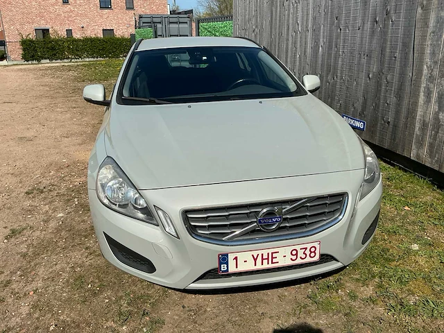 2013 volvo v60 personenauto - afbeelding 2 van  33