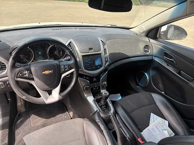 2014 - chevrolet cruze - personenauto - afbeelding 12 van  35
