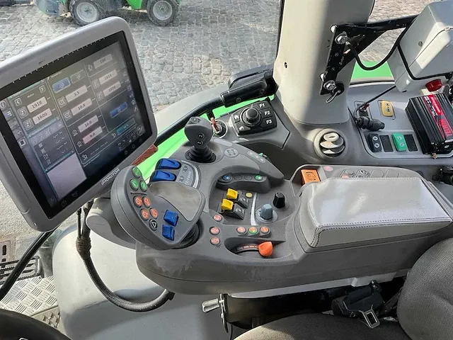2014 - deutz fahr - 7250 ttv - vierwielaangedreven landbouwtractor - afbeelding 9 van  30