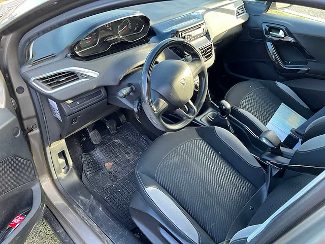 2014 - peugeot 2008 - personenauto - afbeelding 10 van  26