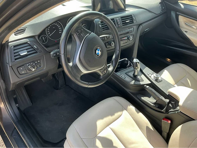 2014 bmw 316d f30 personenauto - afbeelding 21 van  62