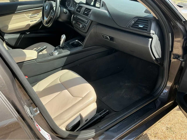 2014 bmw 316d f30 personenauto - afbeelding 33 van  62