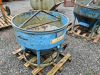 2014 boscaro betonkubel - afbeelding 3 van  4