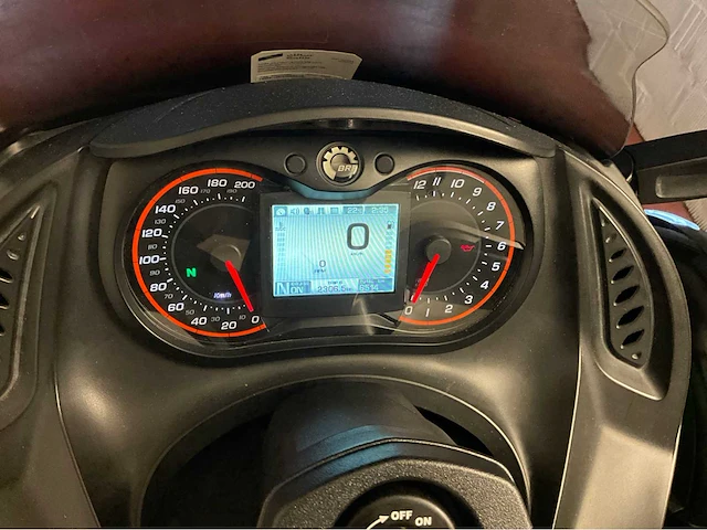 2014 can-am spyder - afbeelding 9 van  15