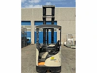 2014 crown esr5260 reachtruck - afbeelding 10 van  16