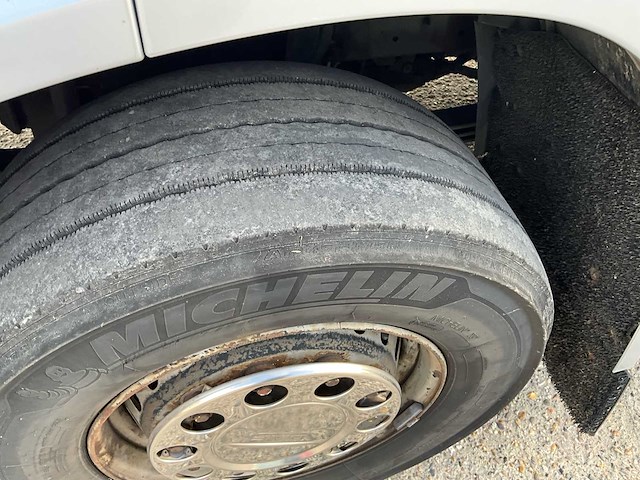 2014 daf xf510 fan vrachtwagen met van hool combi oplegger - afbeelding 16 van  105