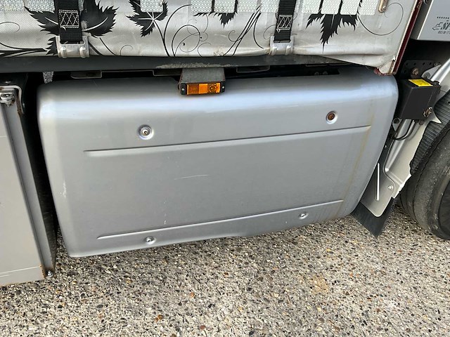 2014 daf xf510 fan vrachtwagen met van hool combi oplegger - afbeelding 44 van  105