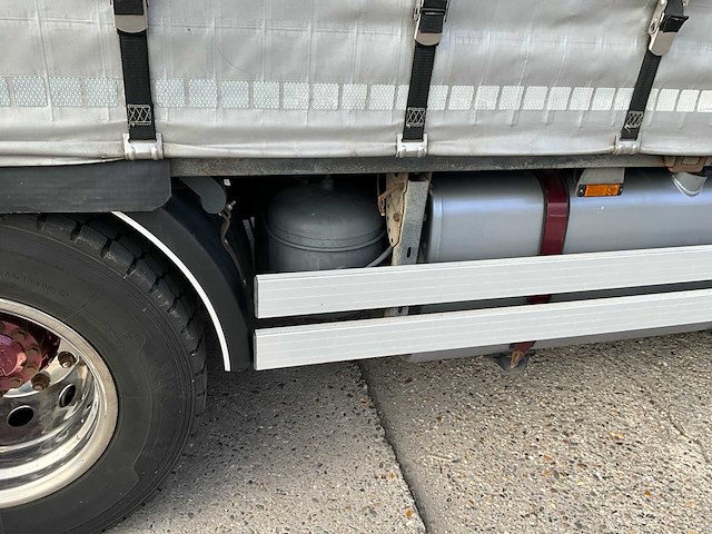 2014 daf xf510 fan vrachtwagen met van hool combi oplegger - afbeelding 45 van  105