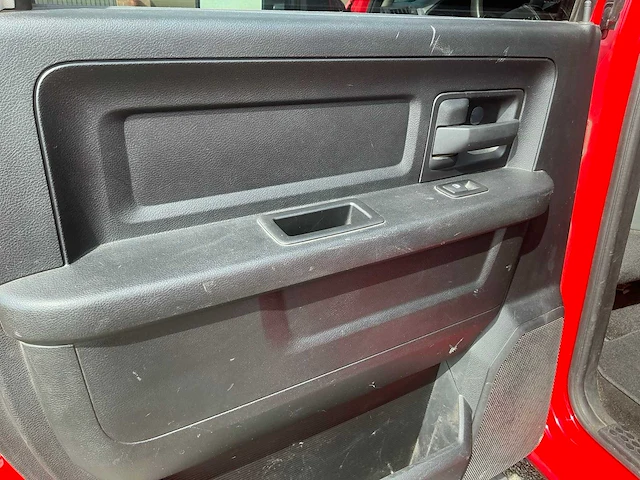 2014 dodge ram 2500 lichte vracht - afbeelding 38 van  72