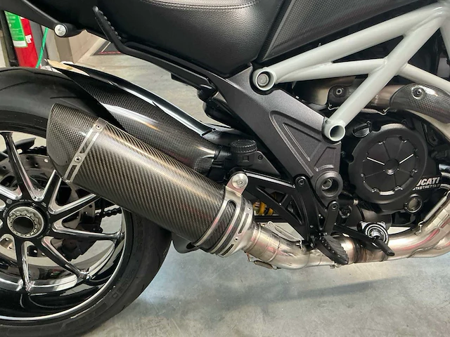 2014 ducati diavel carbon - afbeelding 11 van  60