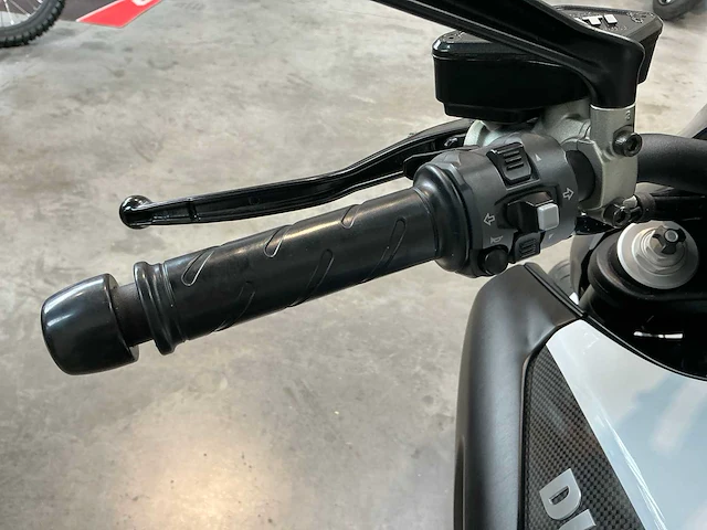 2014 ducati diavel carbon - afbeelding 17 van  60