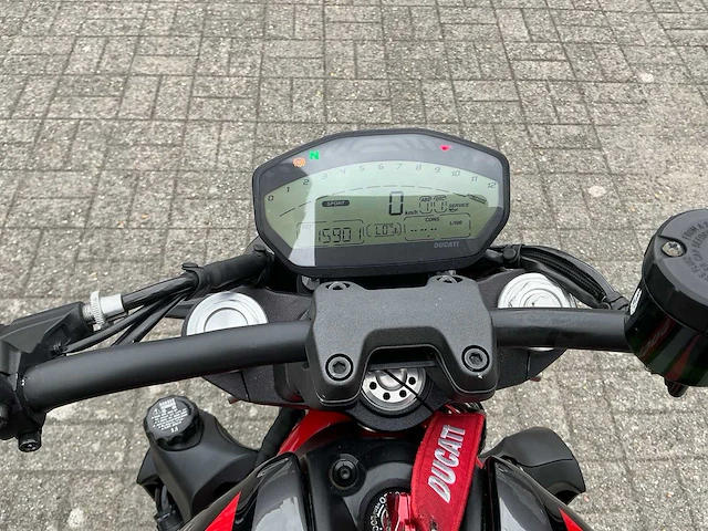 2014 ducati monster 821 naakte motorfiets - afbeelding 16 van  31