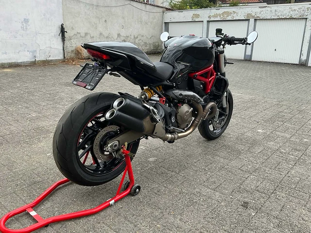2014 ducati monster 821 naakte motorfiets - afbeelding 29 van  31