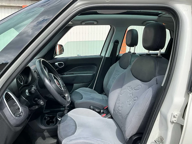 2014 fiat 500l personenauto - afbeelding 19 van  56