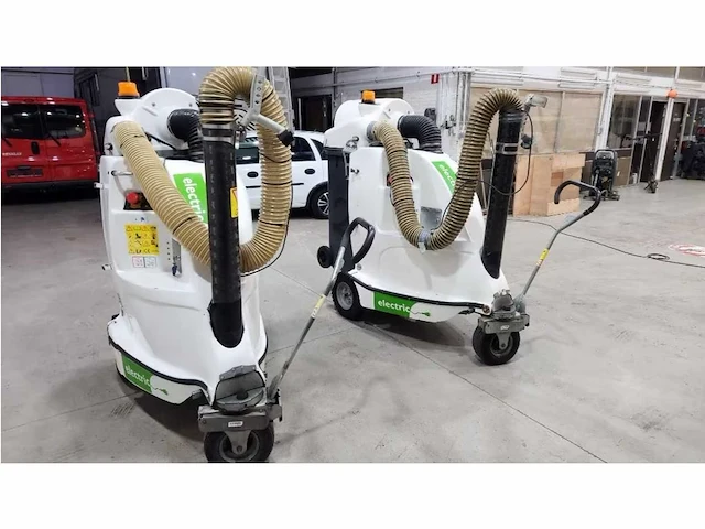 2014 glutton 2411 electrical industrial vacuum cleaner (2x) - afbeelding 13 van  18