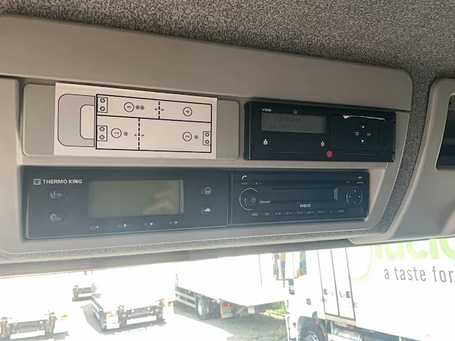 2014 iveco ig190el2ca frigovrachtwagen - afbeelding 13 van  35