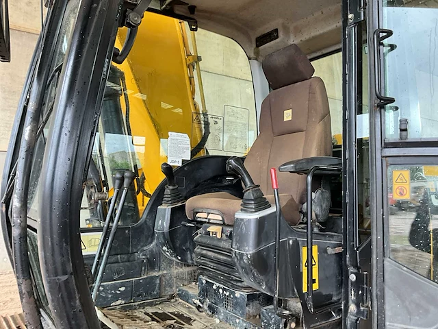 2014 jcb js130lc t4 rupsgraafmachine - afbeelding 22 van  24