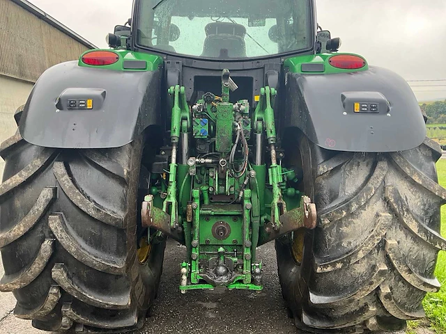 2014 john deere 6210r 4wd landbouwtractor - afbeelding 29 van  53
