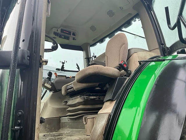 2014 john deere 6210r 4wd landbouwtractor - afbeelding 30 van  53