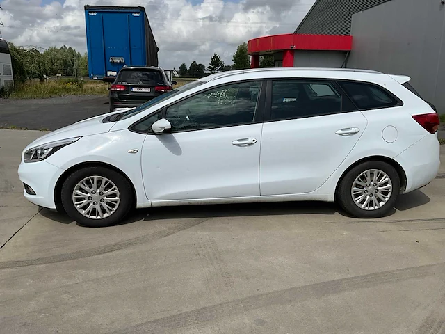 2014 kia cee’d personenauto - afbeelding 12 van  32