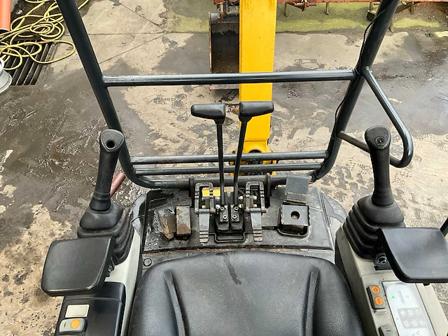 2014 komatsu pc14r hs minigraafmachine - afbeelding 15 van  22