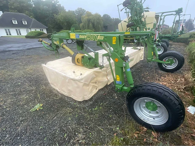 2014 krone easycut 3200 getrokken maaier overige landbouwmachines - afbeelding 14 van  20
