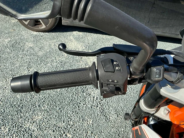 2014 ktm 390 duke - afbeelding 2 van  38